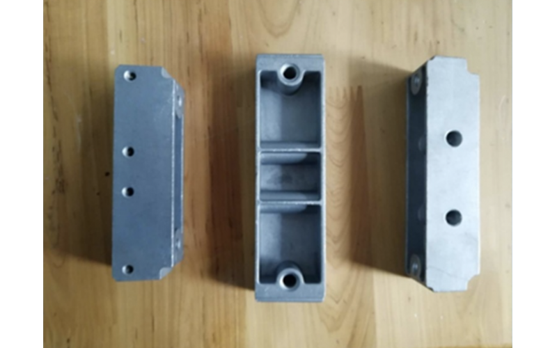 密集型母線配件 鋁/鐵堵頭